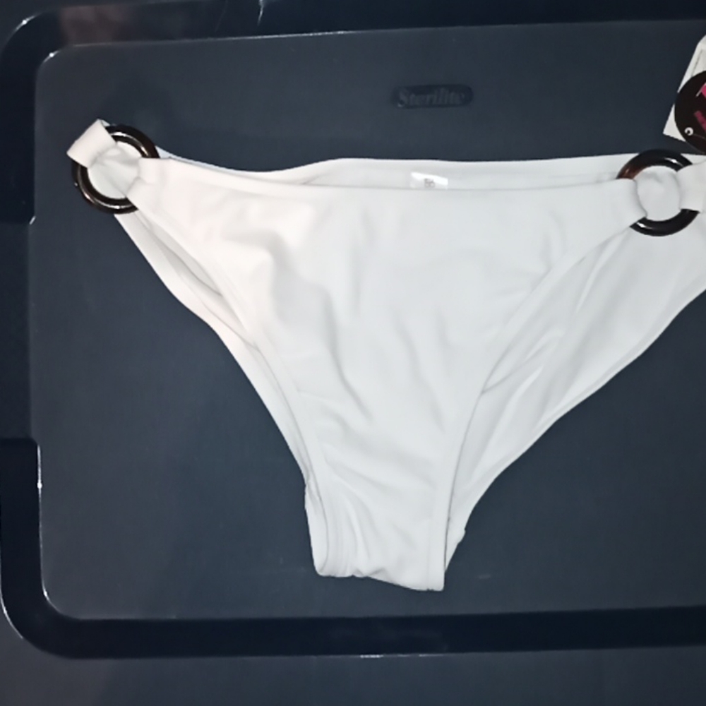 Bikini bottoms